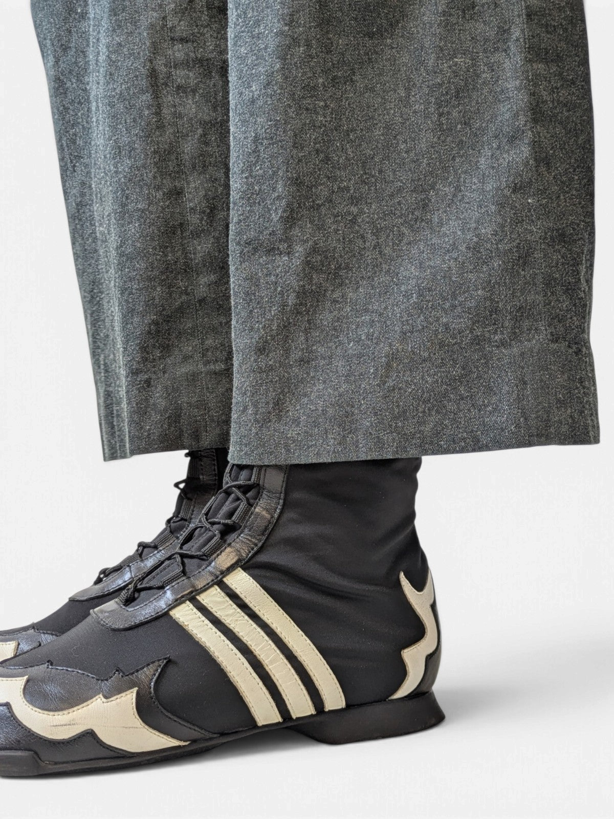 High-top boxing-style sneaker boots (2000s)