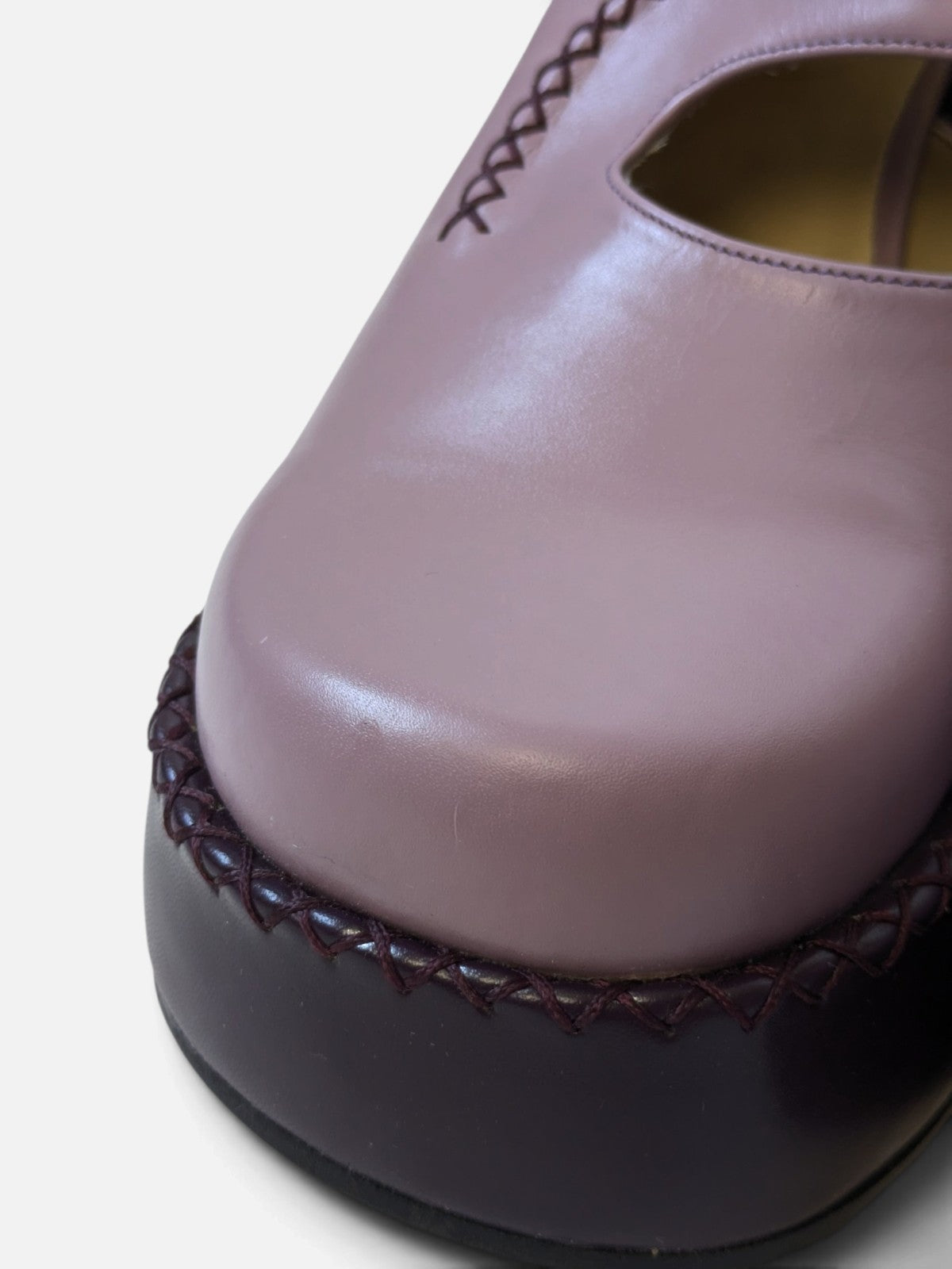 Lilac leather platform mary janes with purple contrast (90s)