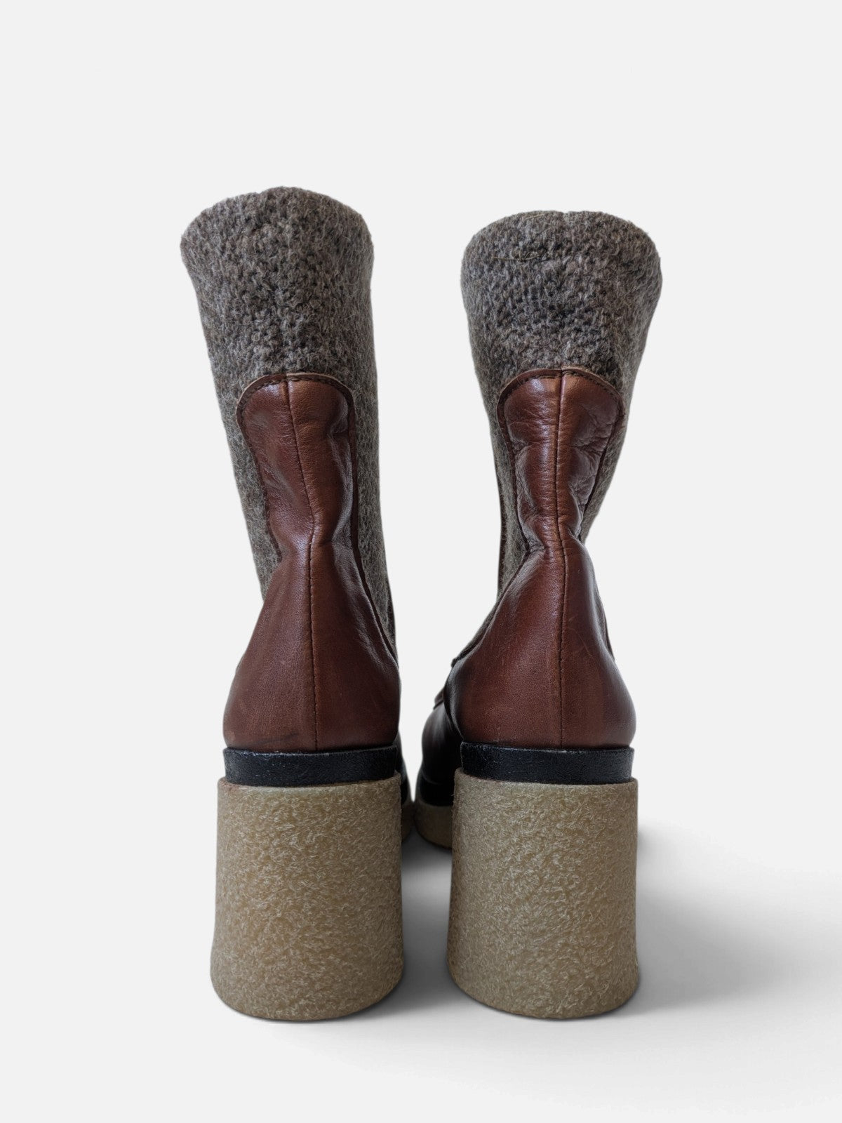 Leather and wool platform boots (90s)