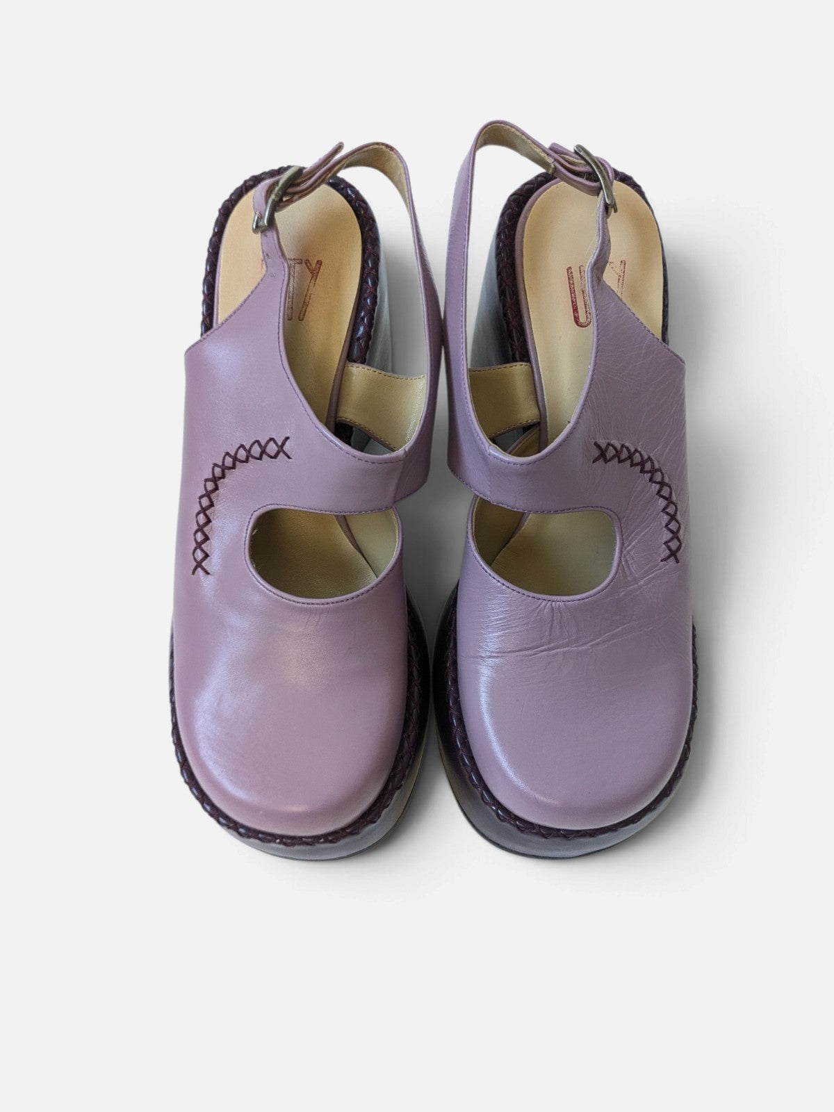 Lilac leather platform mary janes with purple contrast (90s)